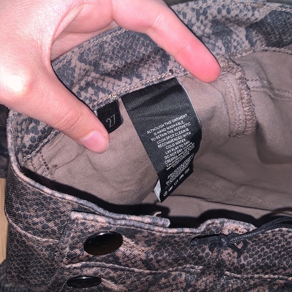 J Brand | Lillie High Rise Snake Skin Button Fly Size 27 - Picture 9 of 9